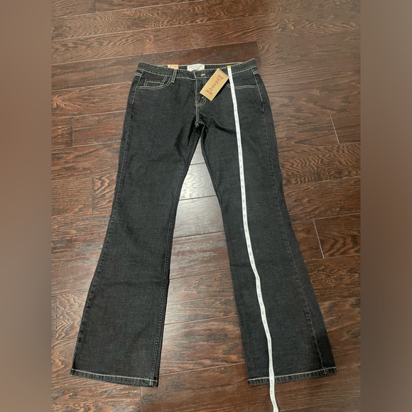 Levi's Women Low Rise Boot Cut Comfortable Black Denim Junior 13L NEW - Picture 4 of 8